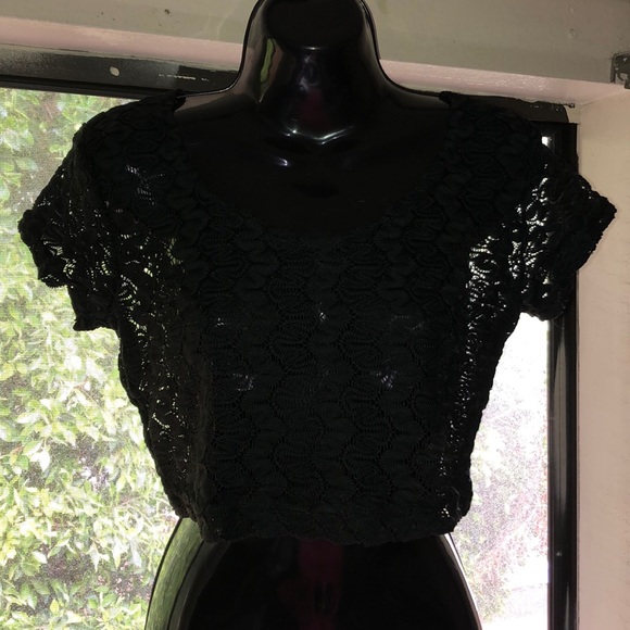 Vintage crochet crop 🖤 - Picture 2 of 8